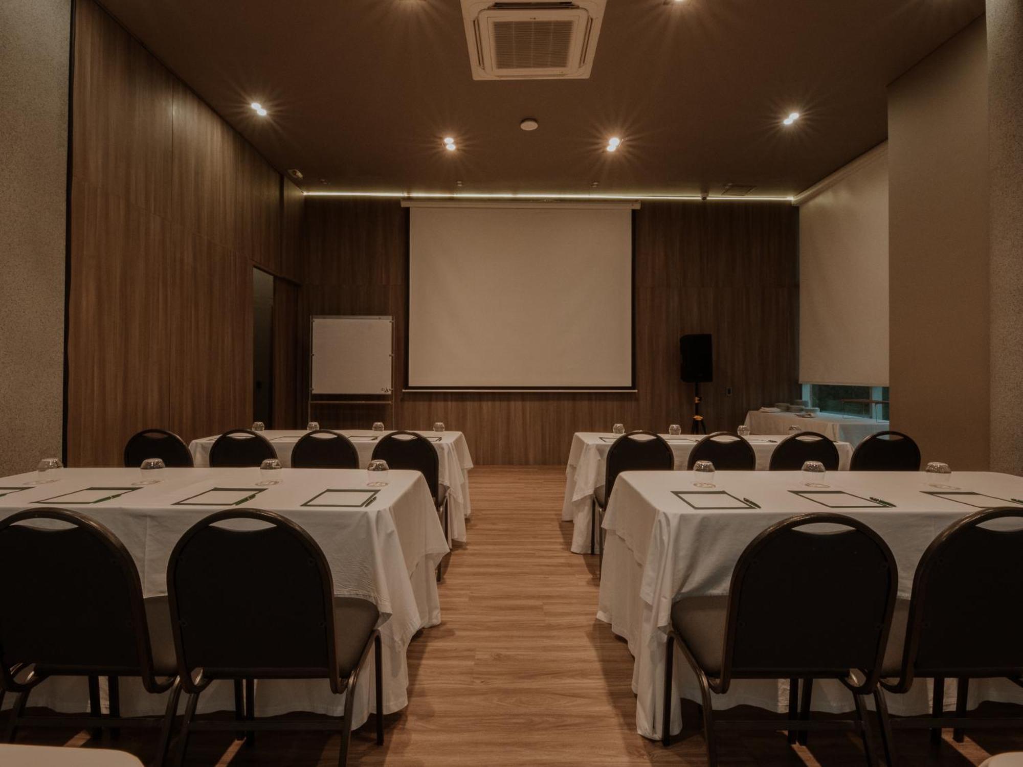 Binn Hotel Medellín Extérieur photo