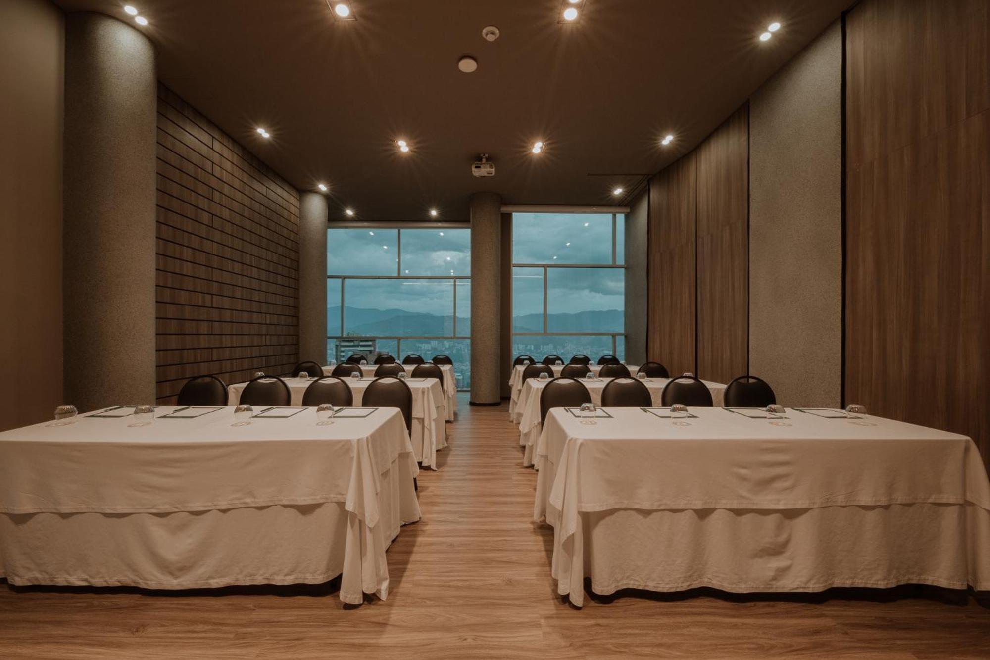 Binn Hotel Medellín Extérieur photo