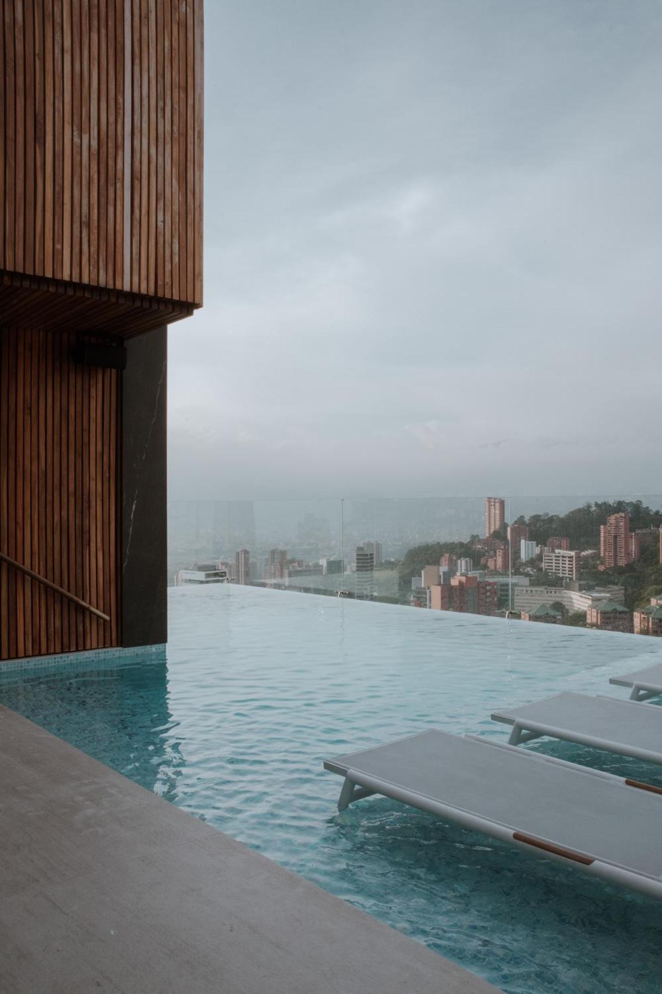 Binn Hotel Medellín Extérieur photo