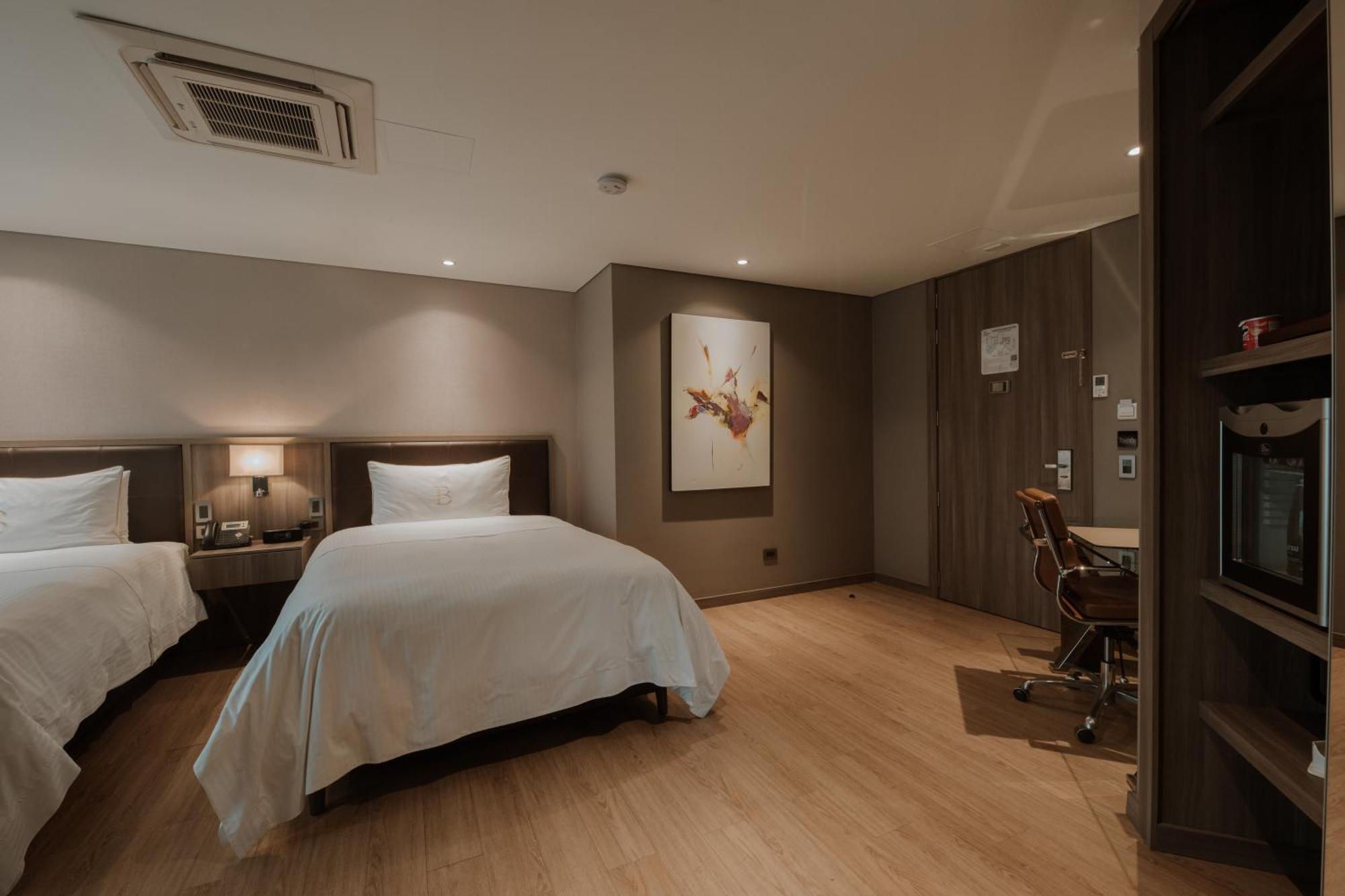 Binn Hotel Medellín Extérieur photo