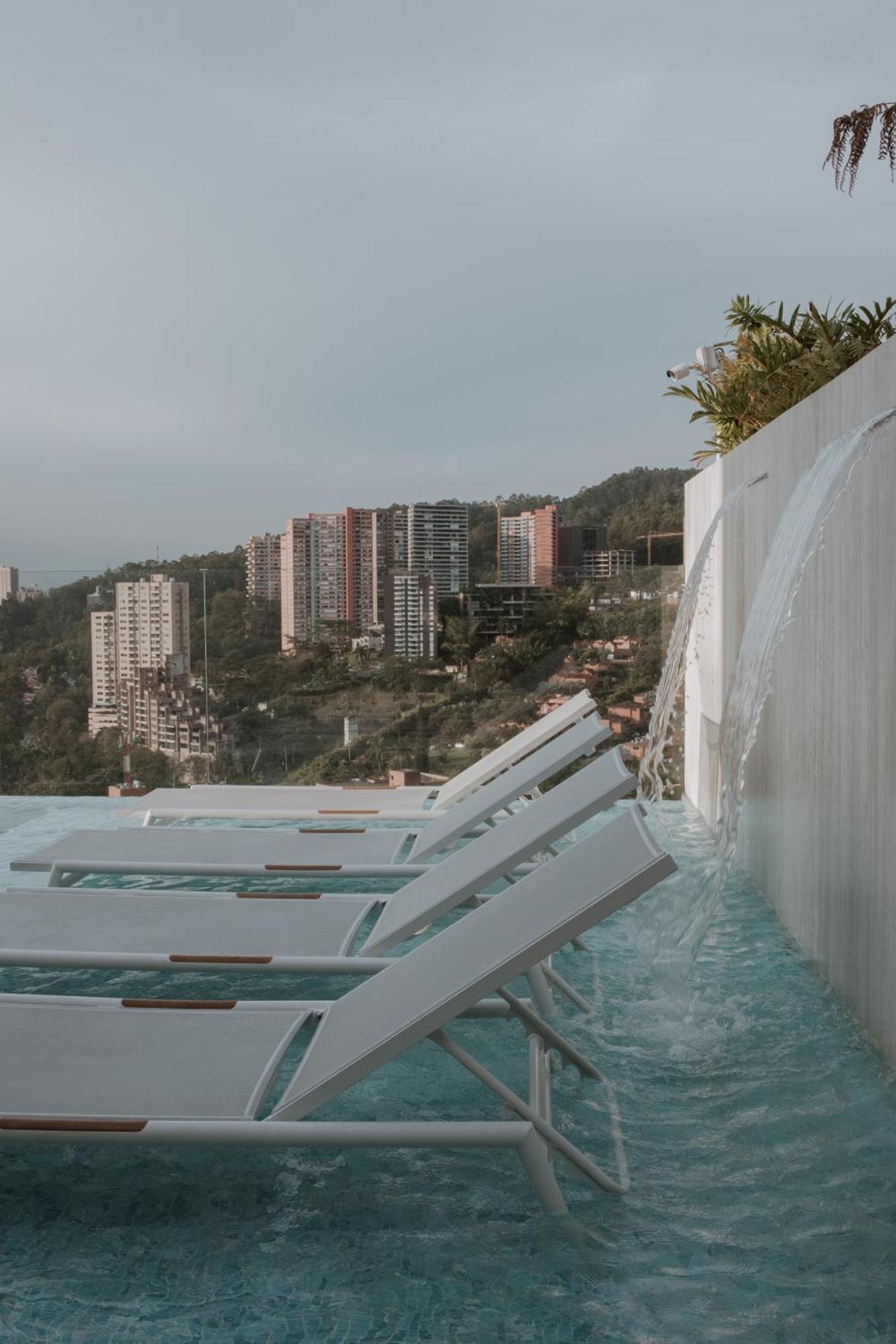 Binn Hotel Medellín Extérieur photo